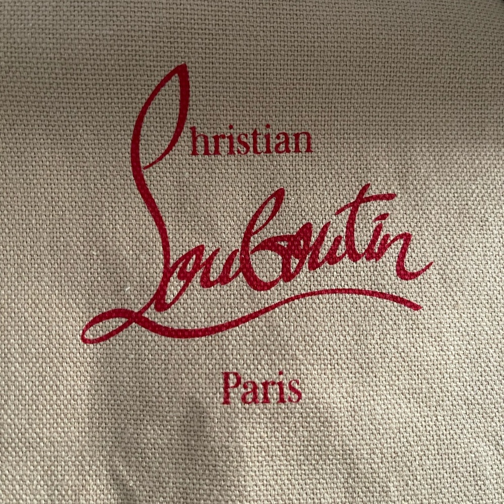 Christian louboutin Marie Jane Embellished leather bucket bag White pristine - Picture 2 of 16